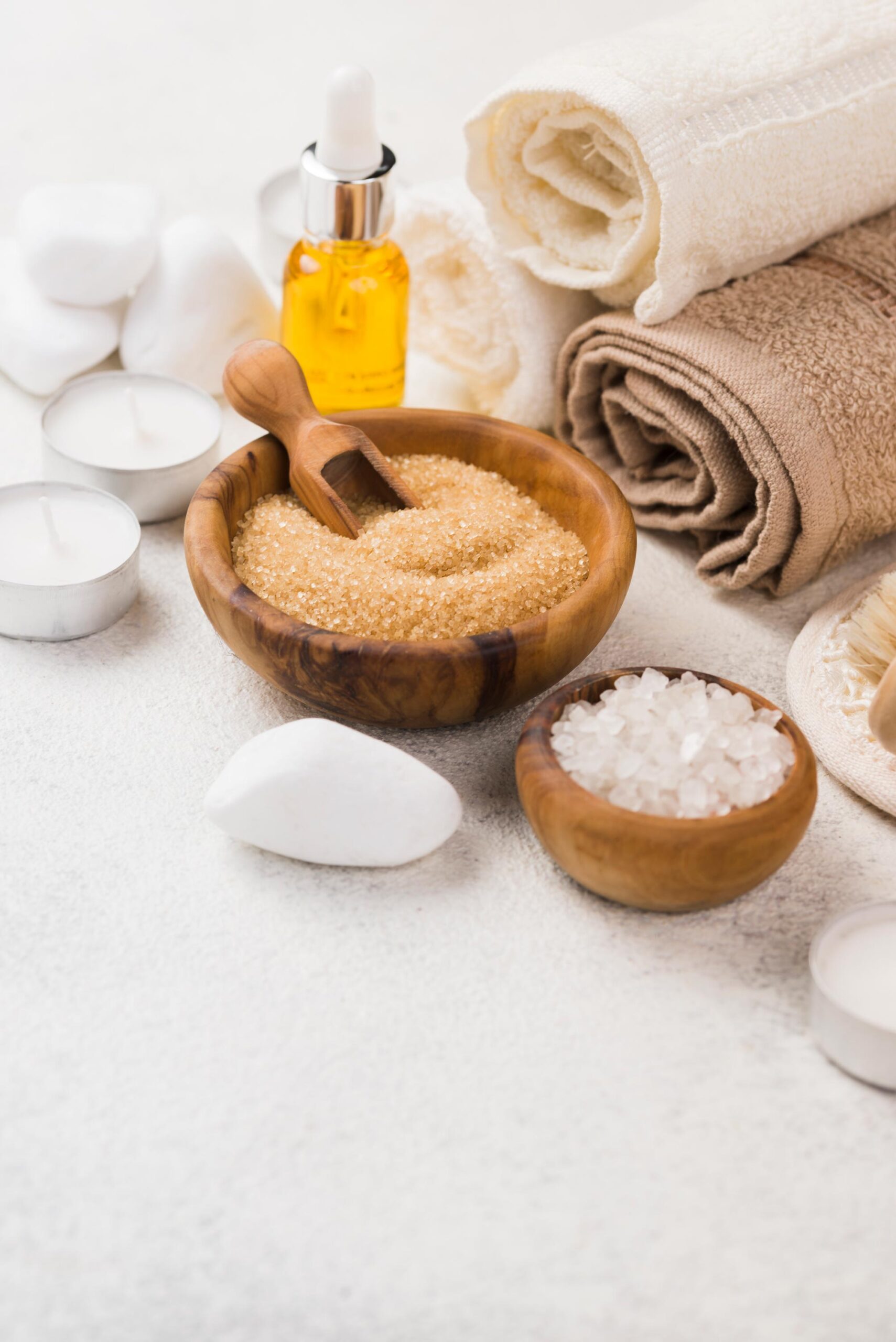 ochil-hills-close-up-spa-accessories-with-towels-oil