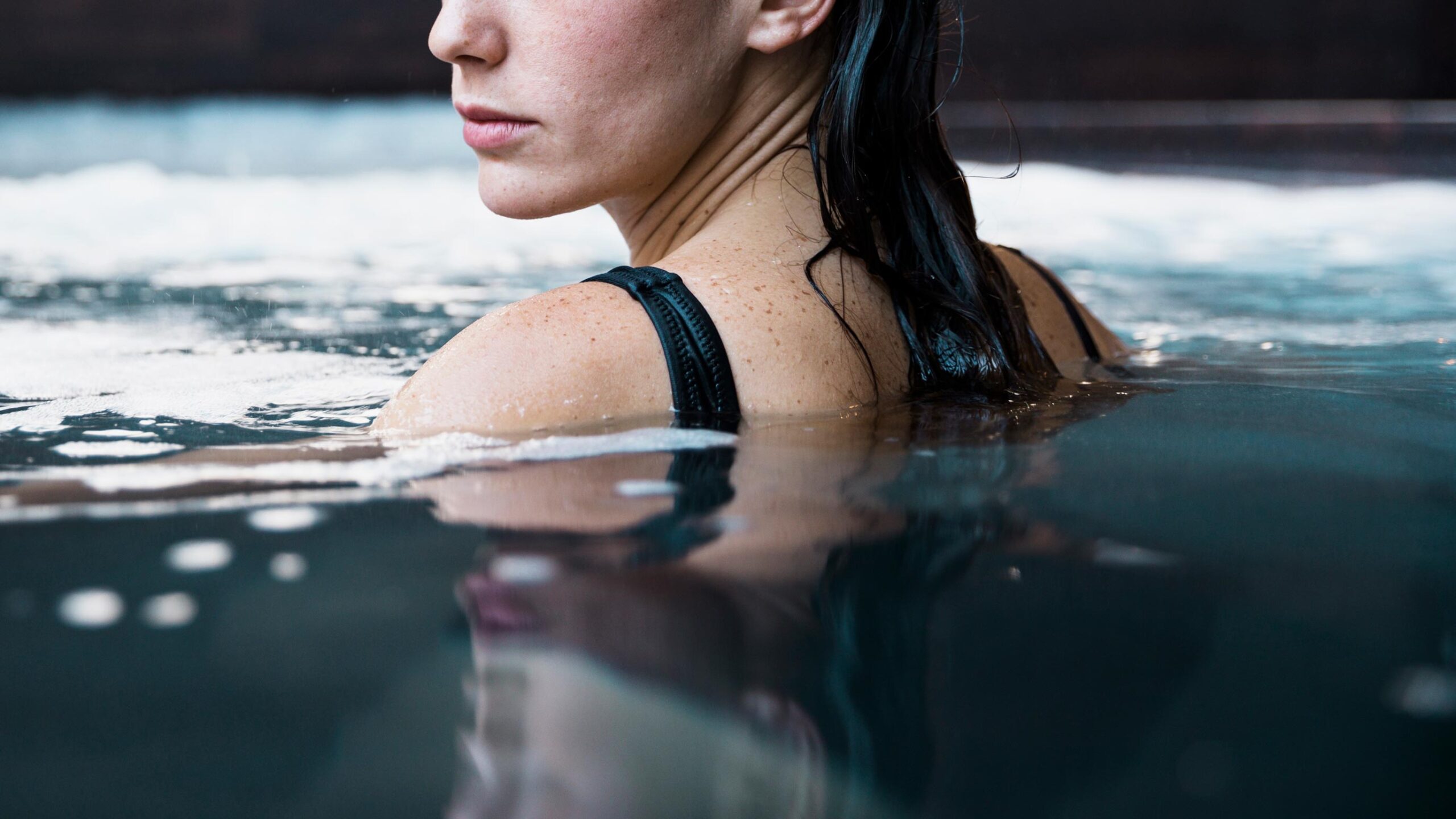 ochil-hills-woman-relaxing-spa